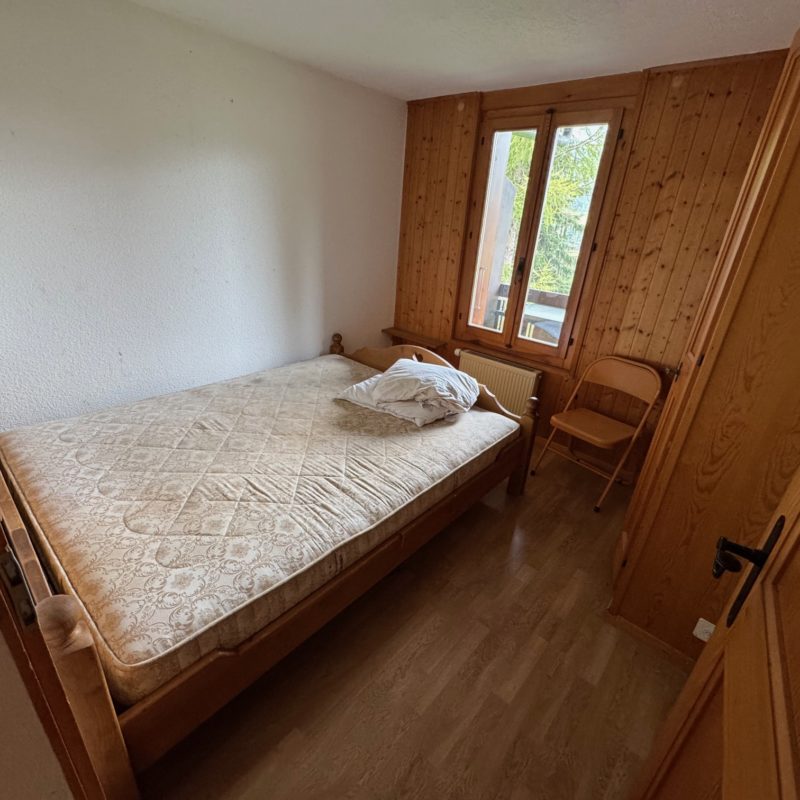 PPE LE ROCHER EJOLI PETIT APPARTEMENT TRES TRANQUILLE ET PRES DU VILLAGE  AVEC UNE PLACE DE PARC 