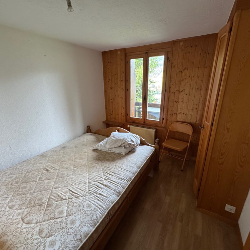 PPE LE ROCHER EJOLI PETIT APPARTEMENT TRES TRANQUILLE ET PRES DU VILLAGE  AVEC UNE PLACE DE PARC 